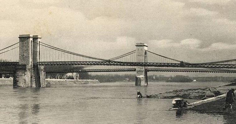Exposition de photos et cartes postales anciennes - Bicentenaire de la Passerelle_Tournon-sur-Rhône