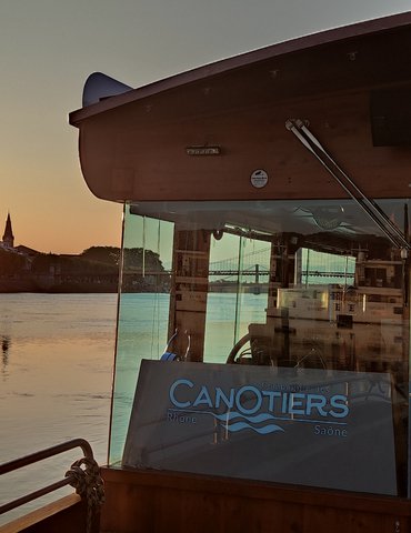 Sunset tour - Apéro sur l'eau avec Les Canotiers