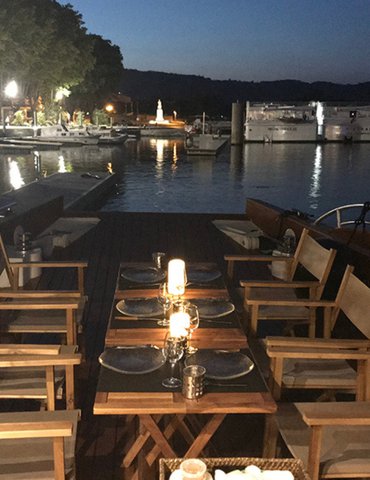 Croisière "l'instant dîner" à Tournon avec les Canotier et le Saint-Vic'