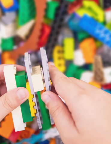 Fresque LEGO® collaborative pour le mois des familles - Plats